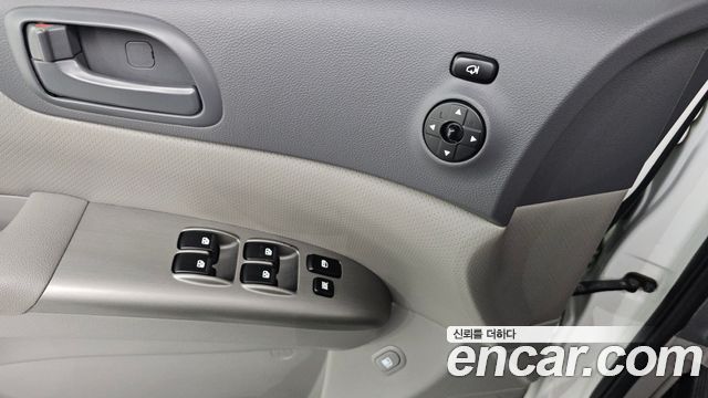 Kia Canival 2014 — photo 15