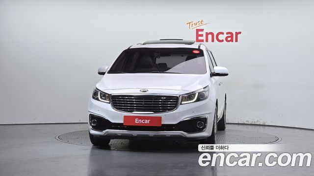 Kia Canival 2017 — photo 3