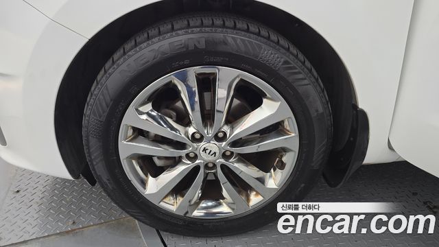 Kia Canival 2017 — photo 5