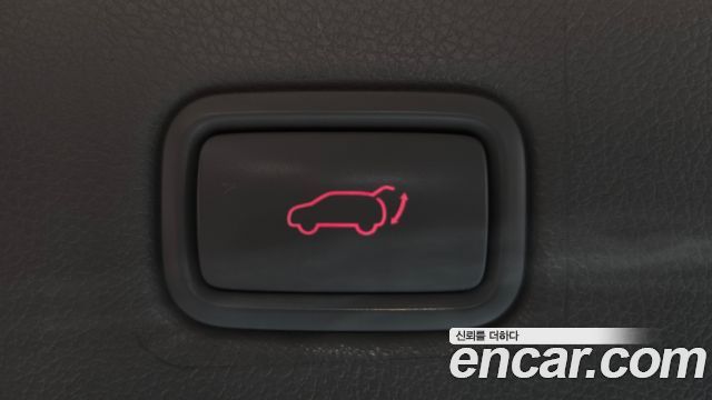 Kia Canival 2017 — photo 19