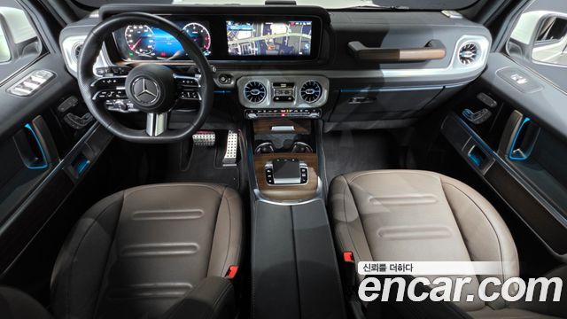 Mercedes-Benz G-Class 2025 — photo 10