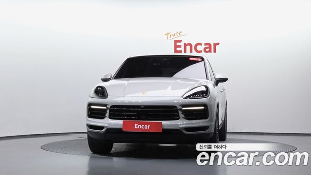 Porsche Cayenne 2022 — photo 3