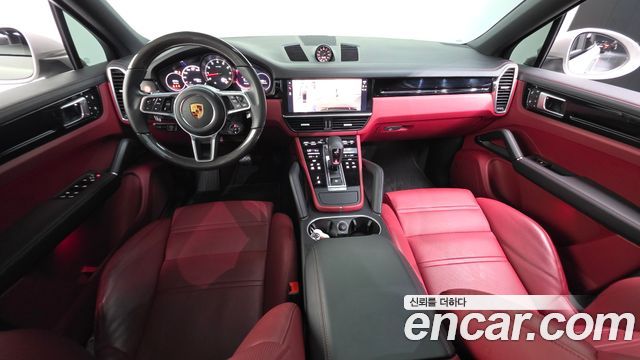 Porsche Cayenne 2022 — photo 10