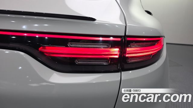 Porsche Cayenne 2022 — photo 9