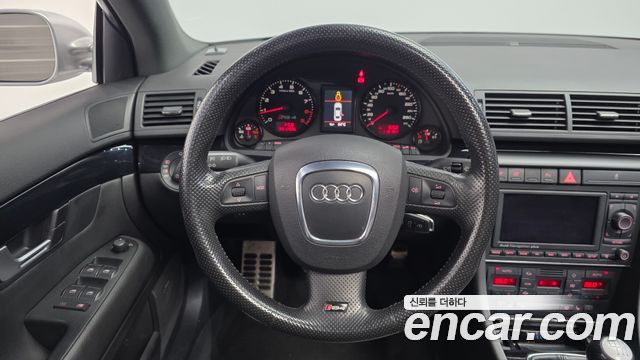 Audi RS4 2006 — photo 13