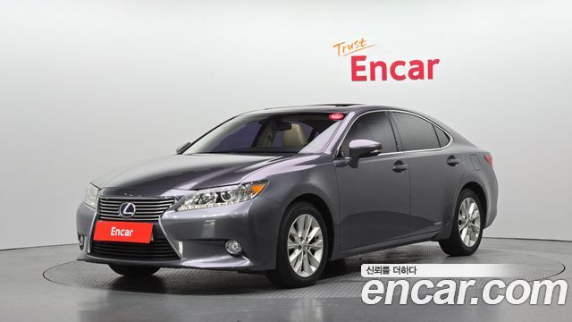 Lexus ES 2013 — photo 1