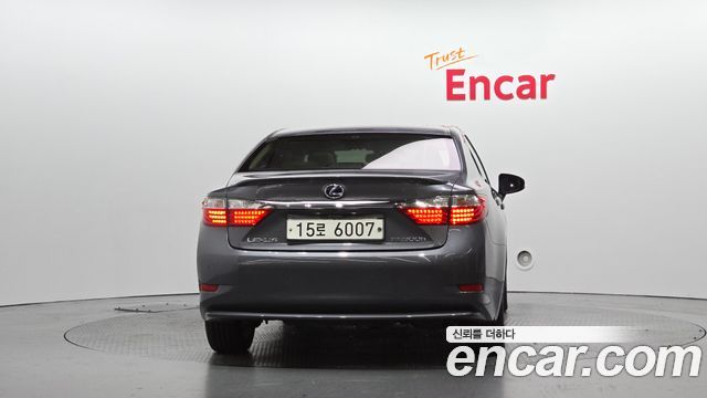Lexus ES 2013 — photo 4