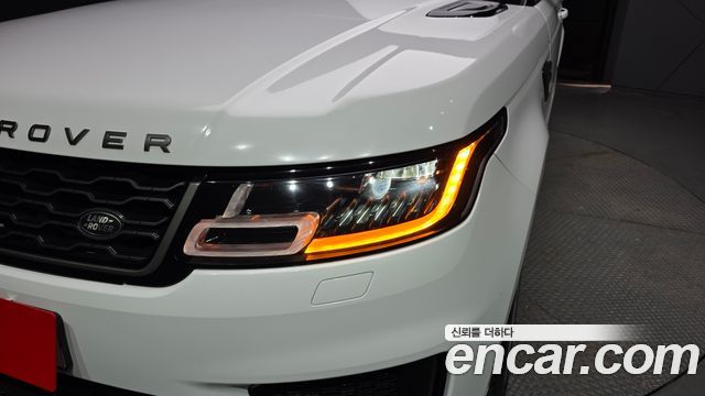 Land Rover Range Rover Sport 2022 — photo 8