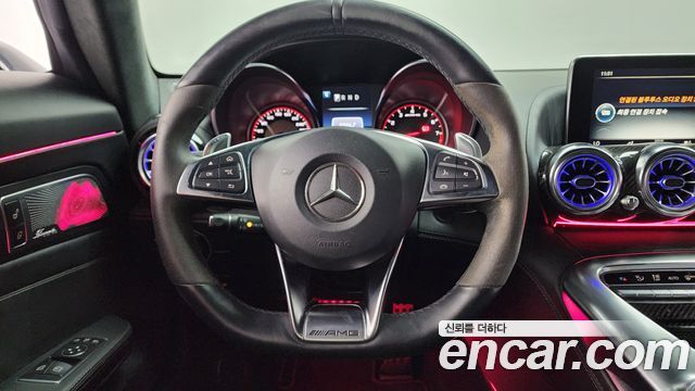 Mercedes-Benz AMG GT 2016 — photo 11