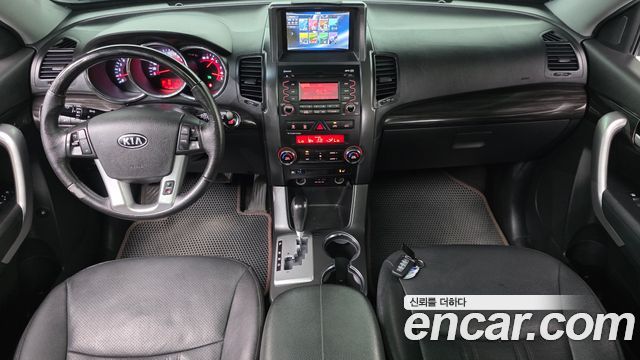 Kia Sorento 2011 — photo 7