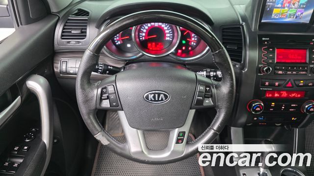 Kia Sorento 2011 — photo 13