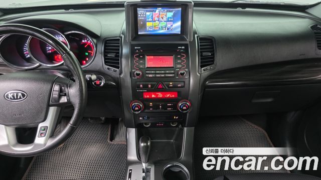 Kia Sorento 2011 — photo 14