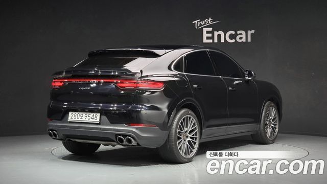 Porsche Cayenne 2020 — photo 2