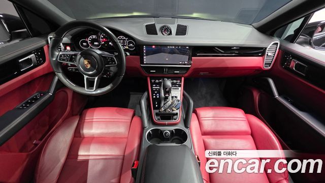 Porsche Cayenne 2020 — photo 10