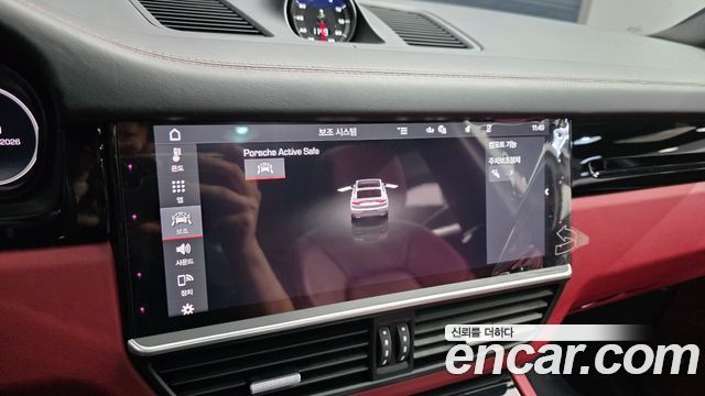 Porsche Cayenne 2020 — photo 23
