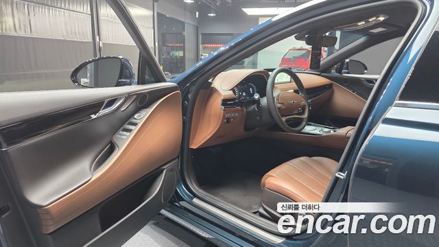 Genesis G80 2022 — photo 13