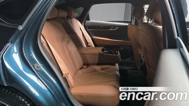 Genesis G80 2022 — photo 18