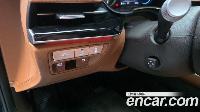 Genesis G80 2022 — photo 30