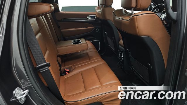 Jeep Cherokee 2020 — photo 17