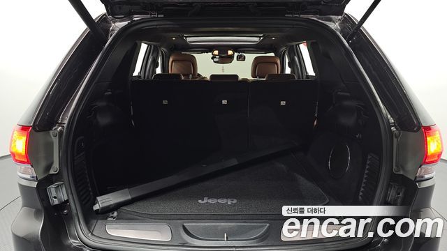 Jeep Cherokee 2020 — photo 26