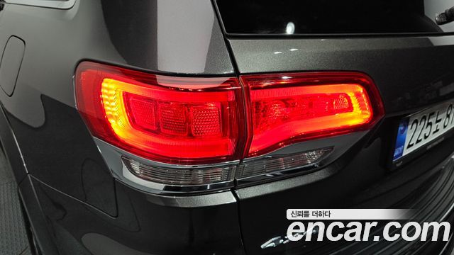 Jeep Cherokee 2020 — photo 9