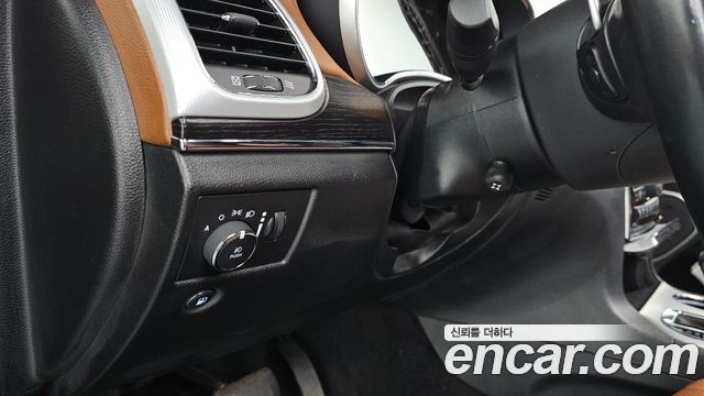 Jeep Cherokee 2020 — photo 27