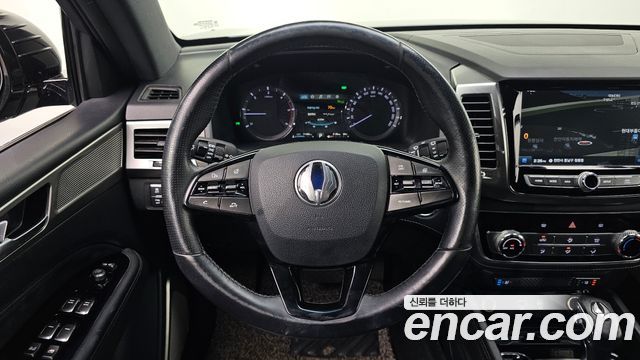 KG Mobility Rexton 2019 — photo 20