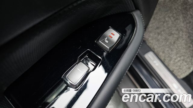 KG Mobility Rexton 2019 — photo 28
