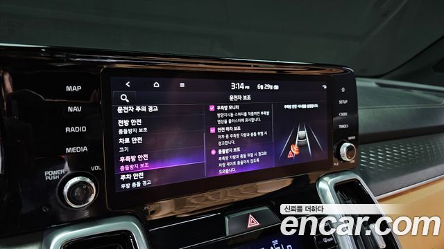Kia Sorento 2021 — photo 28