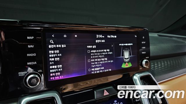 Kia Sorento 2021 — photo 29