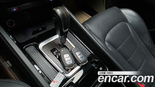 KG Mobility Rexton 2018 — photo 12