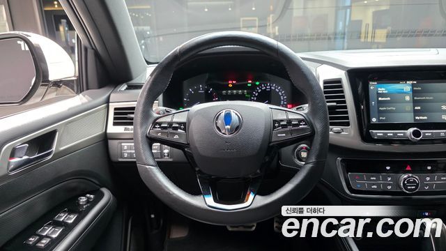 KG Mobility Rexton 2018 — photo 20
