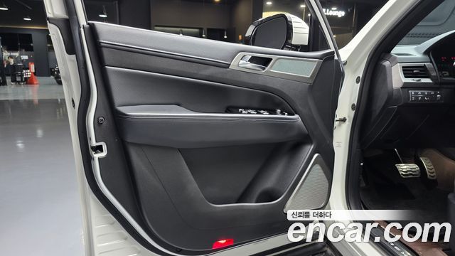 KG Mobility Rexton 2018 — photo 14