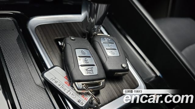 KG Mobility Rexton 2018 — photo 30