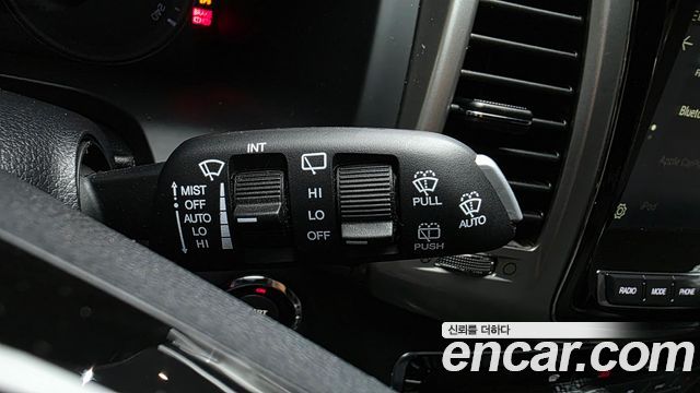 KG Mobility Rexton 2018 — photo 31