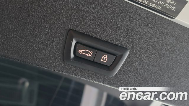 BMW X6 2021 — photo 25