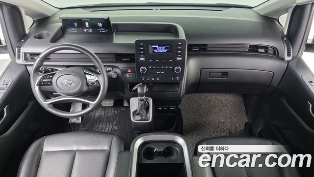 Hyundai Staria 2022 — photo 7