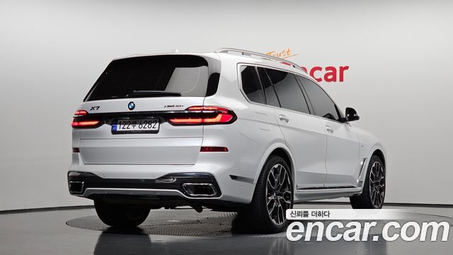 BMW X7 2024 — photo 2
