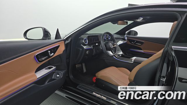 Mercedes-Benz CLE-Class 2025 — photo 10
