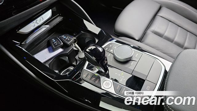BMW X4 2025 — photo 9