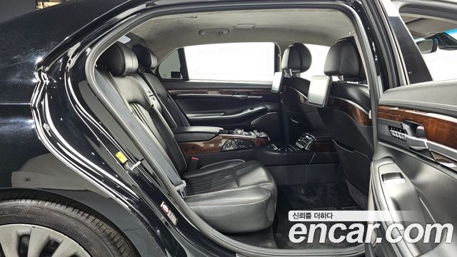 Genesis EQ900 2016 — photo 11