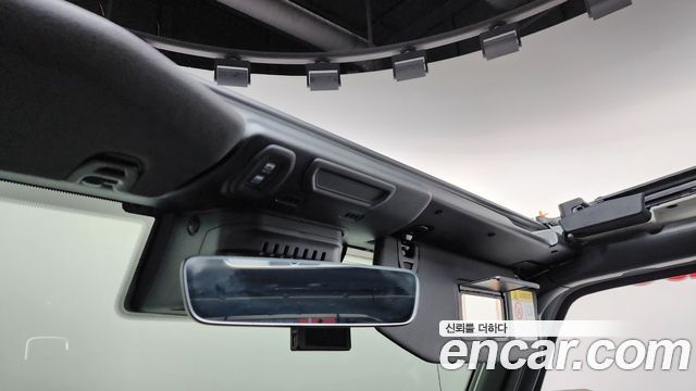 Jeep Wrangler 2020 — photo 23