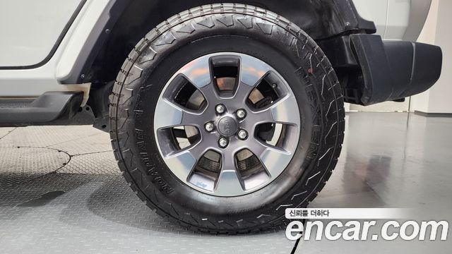 Jeep Wrangler 2020 — photo 7