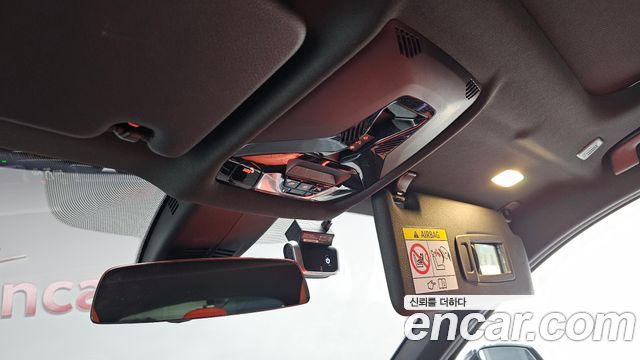 BMW 1-Series 2021 — photo 24