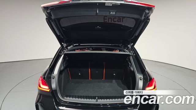 BMW 1-Series 2021 — photo 31