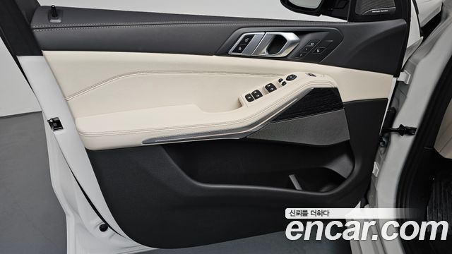BMW X5 2025 — photo 14