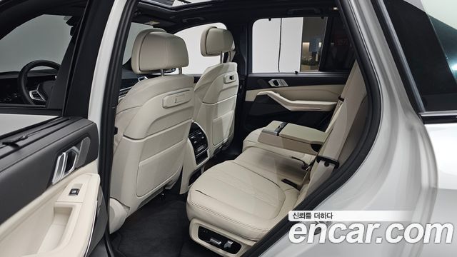 BMW X5 2025 — photo 16