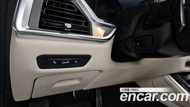 BMW X5 2025 — photo 28