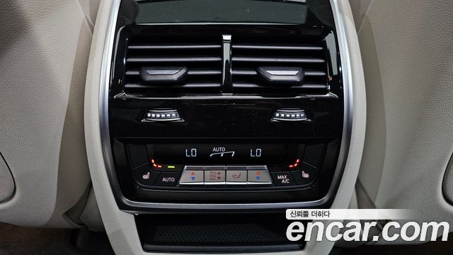 BMW X5 2025 — photo 32