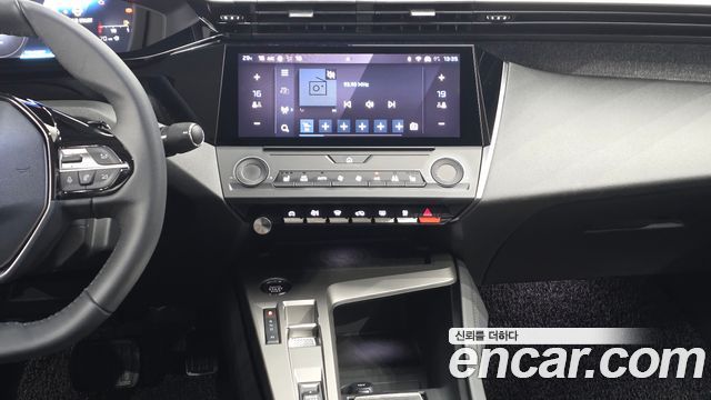 Peugeot 408 2023 — photo 19
